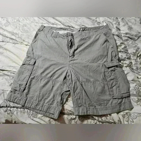Mens sage green nautica cargo shorts! - Picture 1 of 5